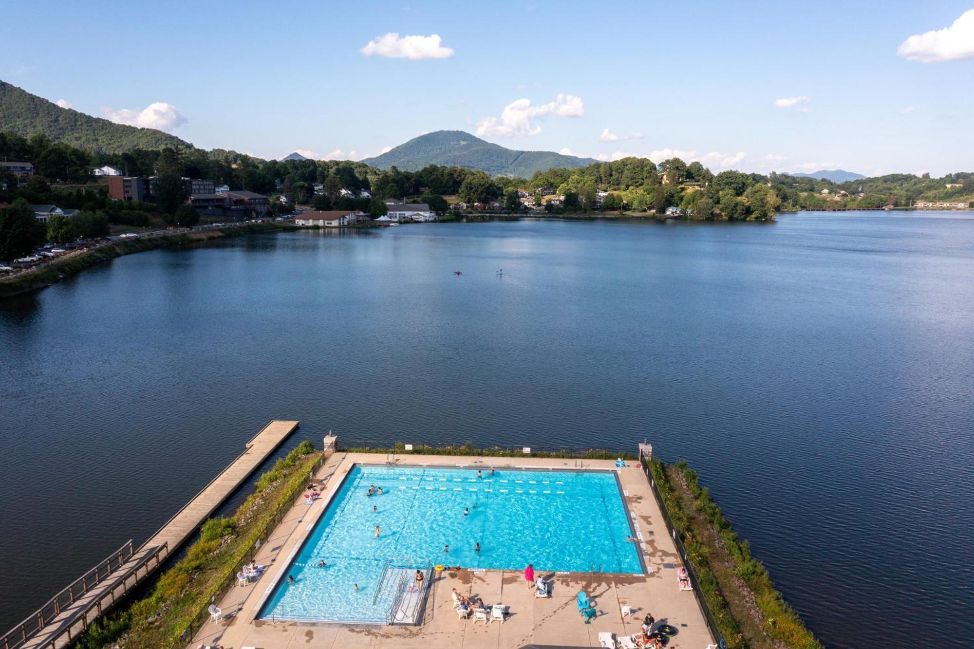 Campground Apts Lake Junaluska Номер фото