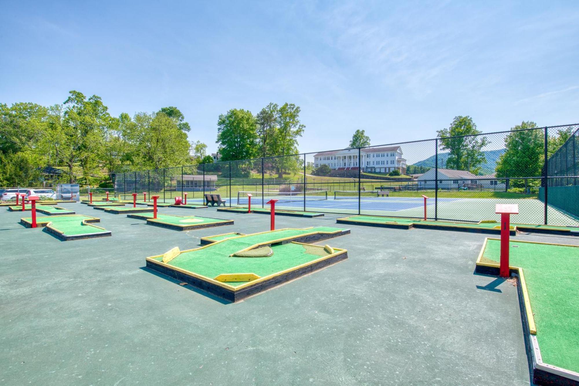 Campground Apts Lake Junaluska Номер фото