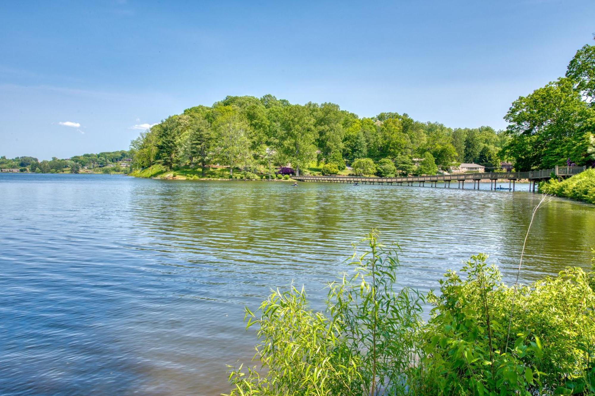 Campground Apts Lake Junaluska Номер фото