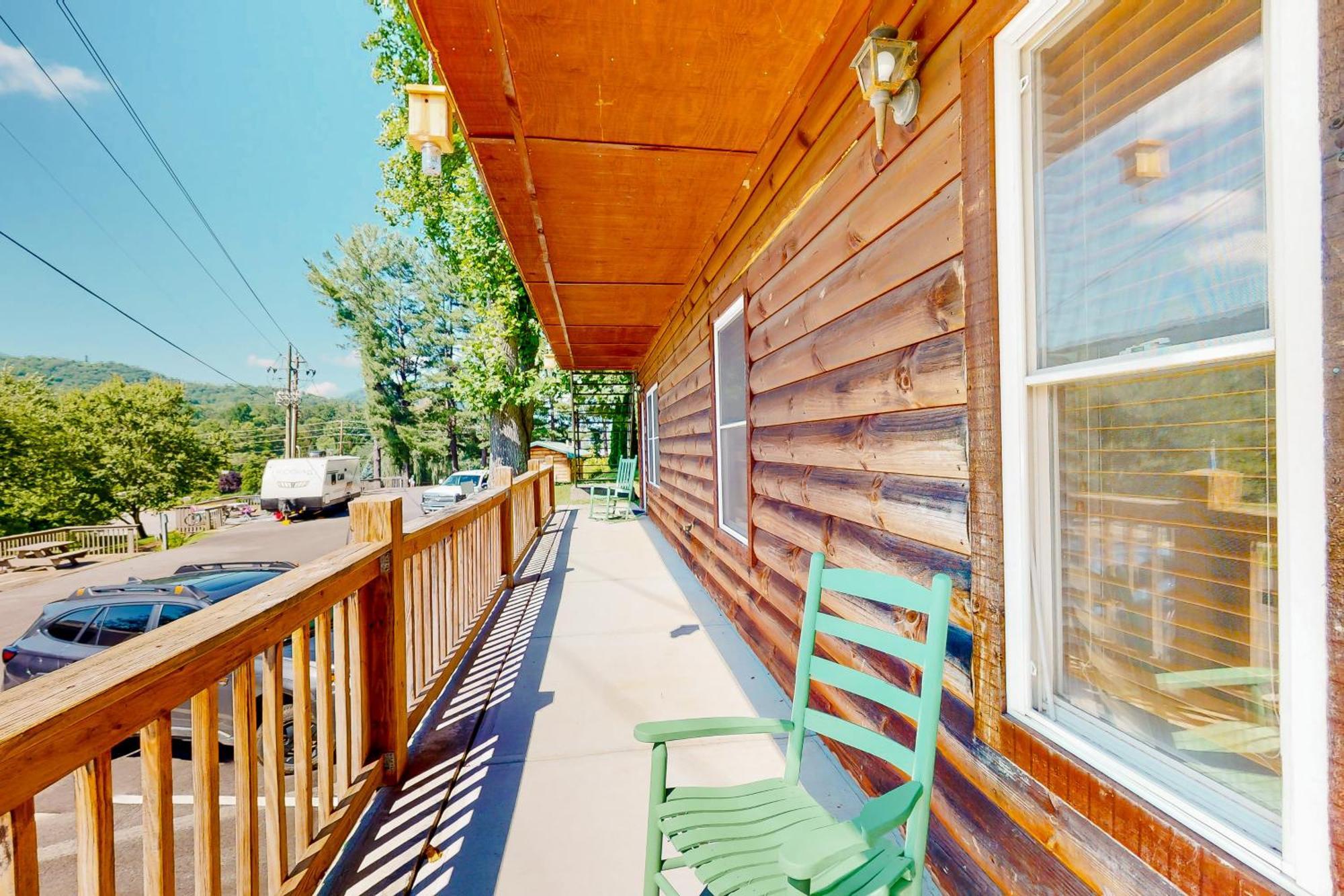 Campground Apts Lake Junaluska Номер фото