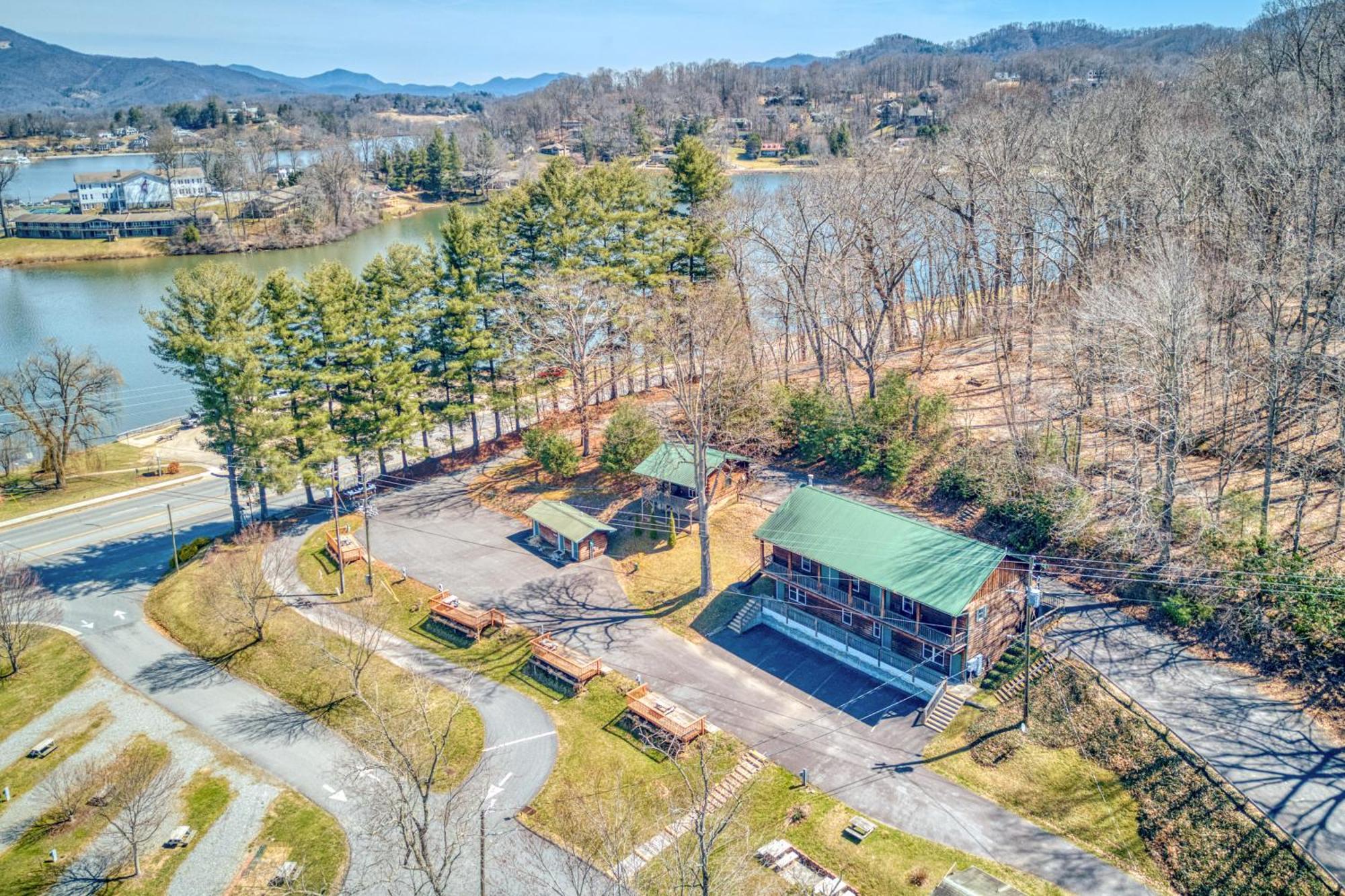 Campground Apts Lake Junaluska Номер фото